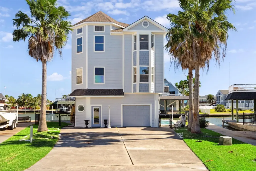 210 Easterly Drive, Galveston