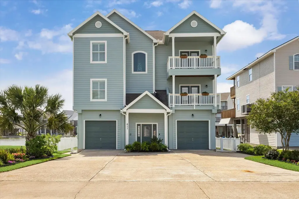 411 Sunset Circle, Galveston