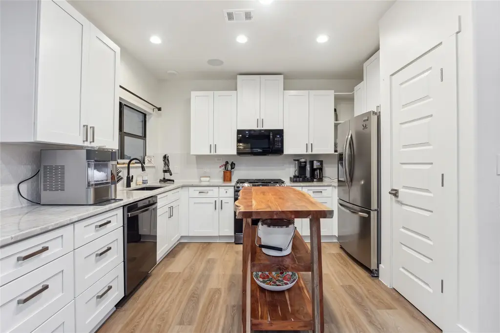 3404 American Drive 1099, Lago Vista