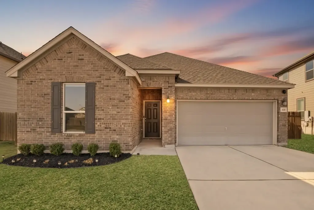 102 Whitney Drive, Elgin