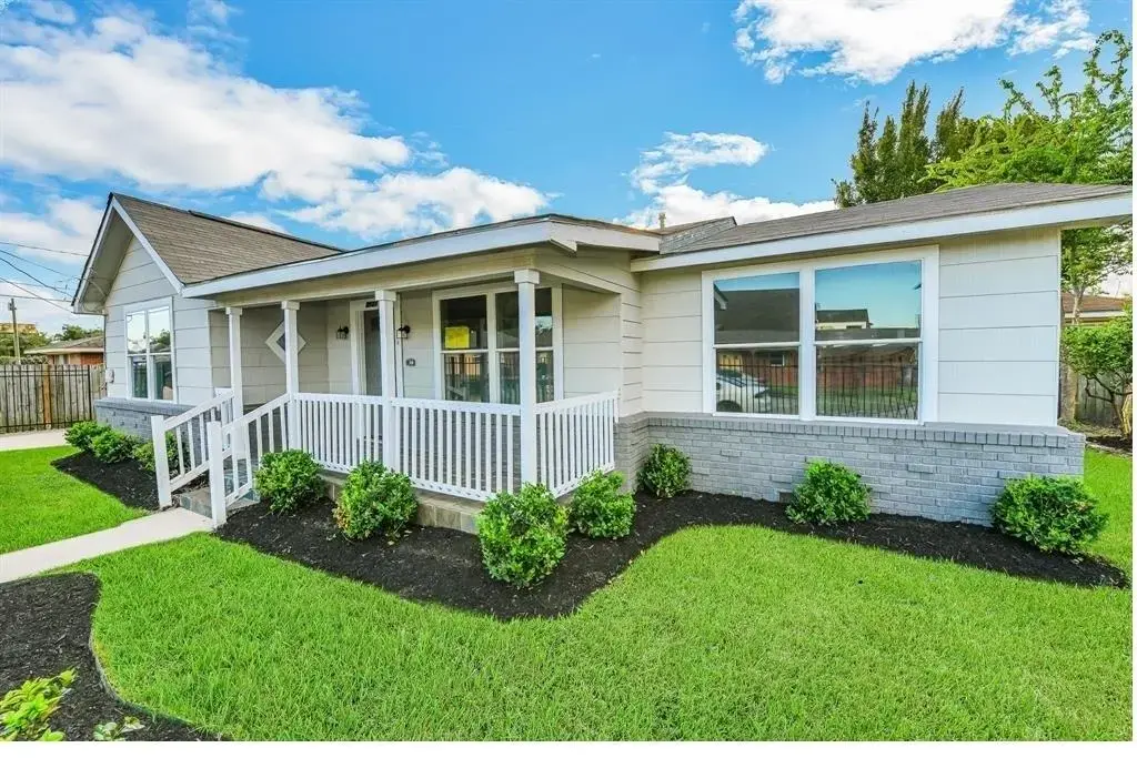 2121 N Durham Drive, Houston
