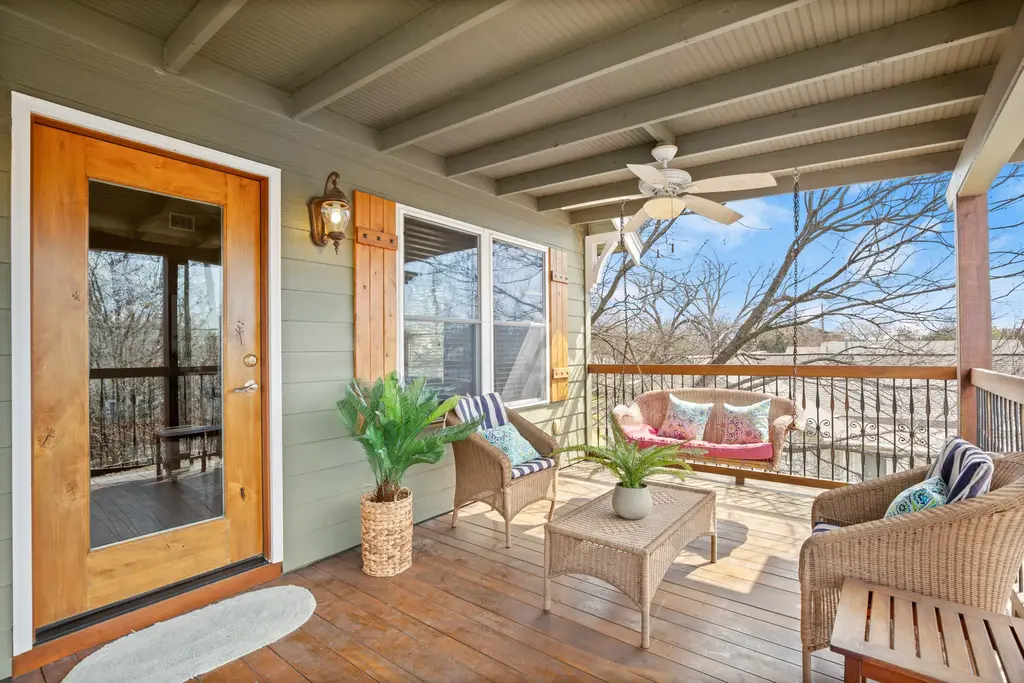 912 E E. 51st Street, Austin