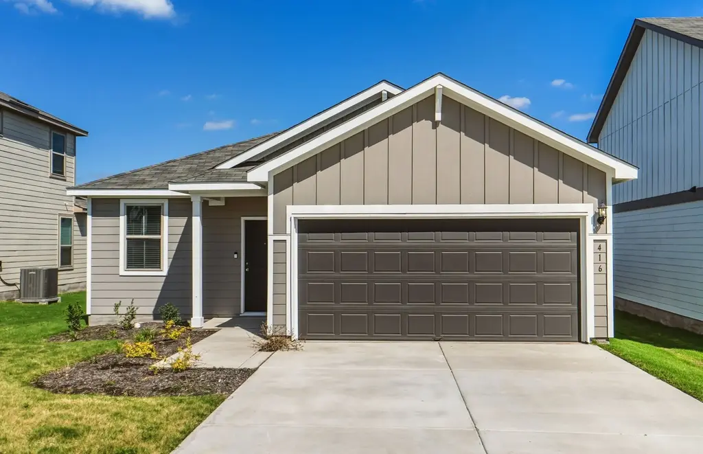 416 Paradise Canyon Drive, Jarrell