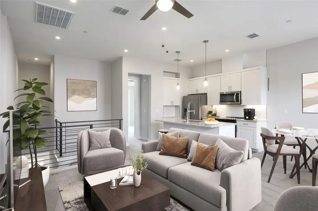 12001 Vista Parke Drive 504, Austin