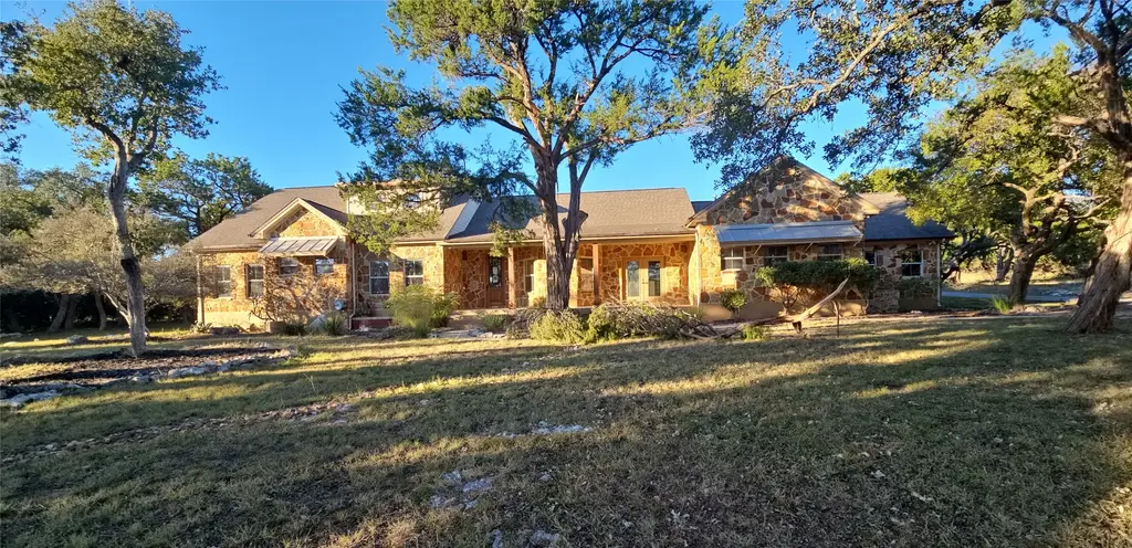 2516 La Ventana Parkway, Driftwood