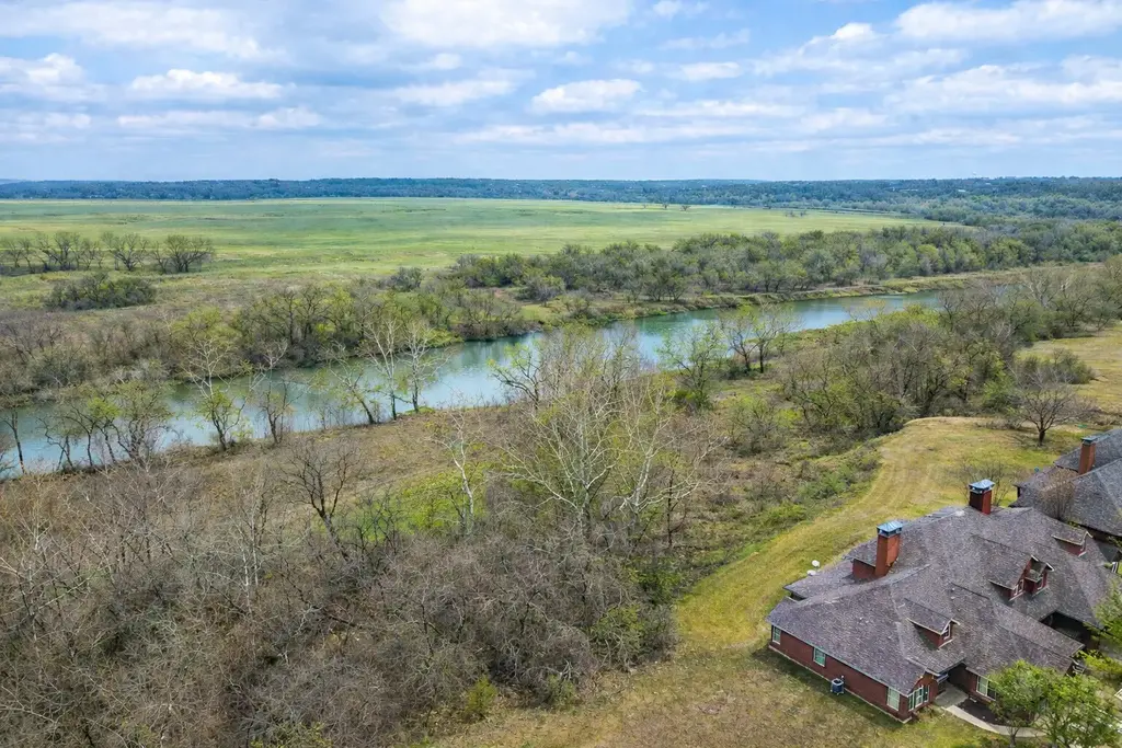 539 Colovista Parkway B103, Bastrop