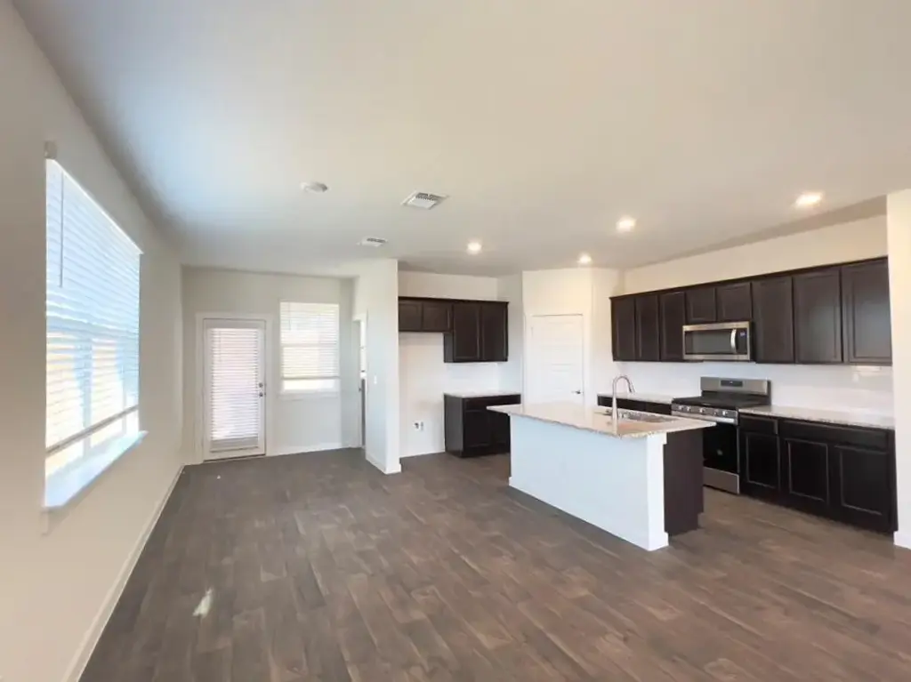 2900 Egan Drive, Pflugerville