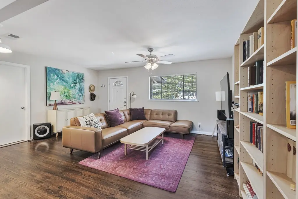 1715 W Saint Johns Avenue, Austin