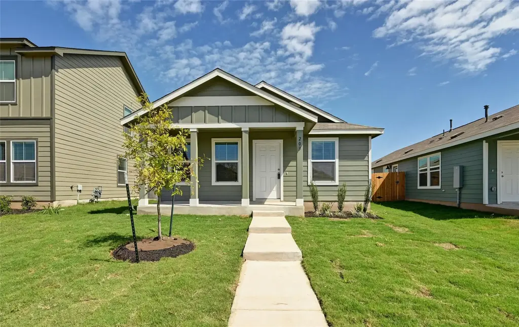 203 Chapel Beck Dr Drive, Kyle