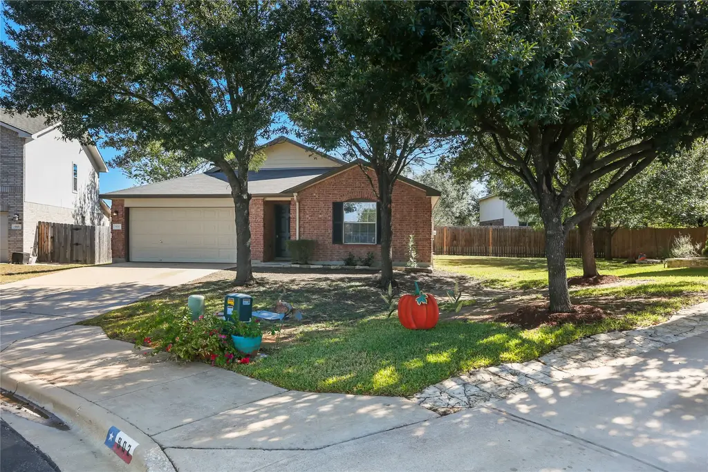 906 Brook Meadow Cove, Georgetown