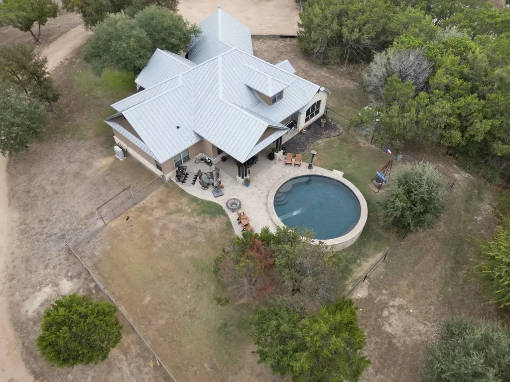 430 Supple Drive, Lampasas