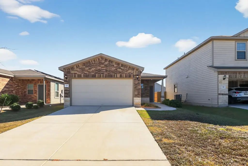 137 Miracle Drive, Jarrell