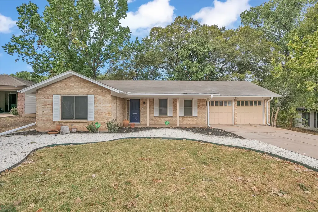 3400 Laguna Drive, Austin
