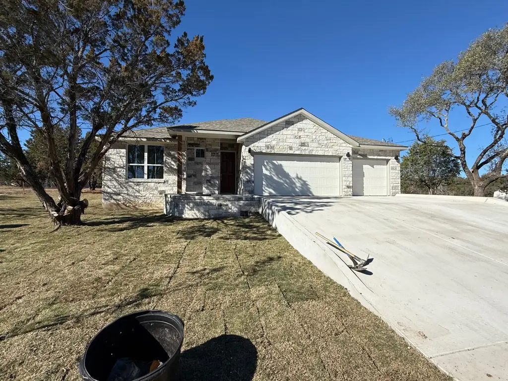 112 Broken Bow Street, Horseshoe Bay