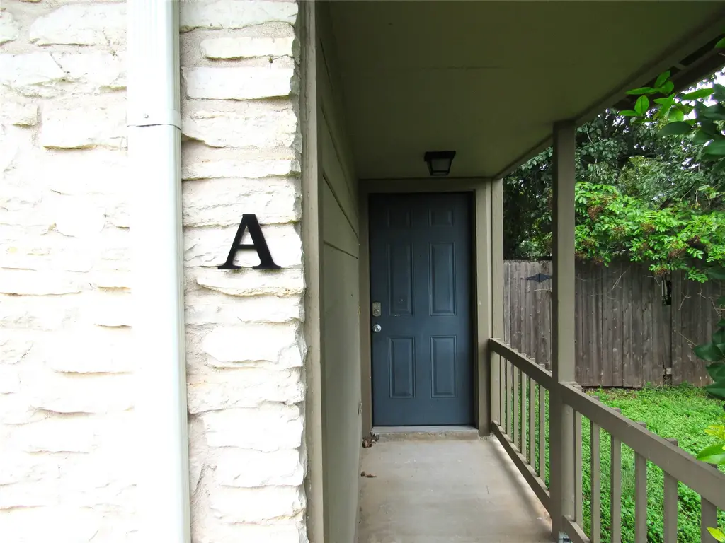 7812 W Gate Boulevard, Austin