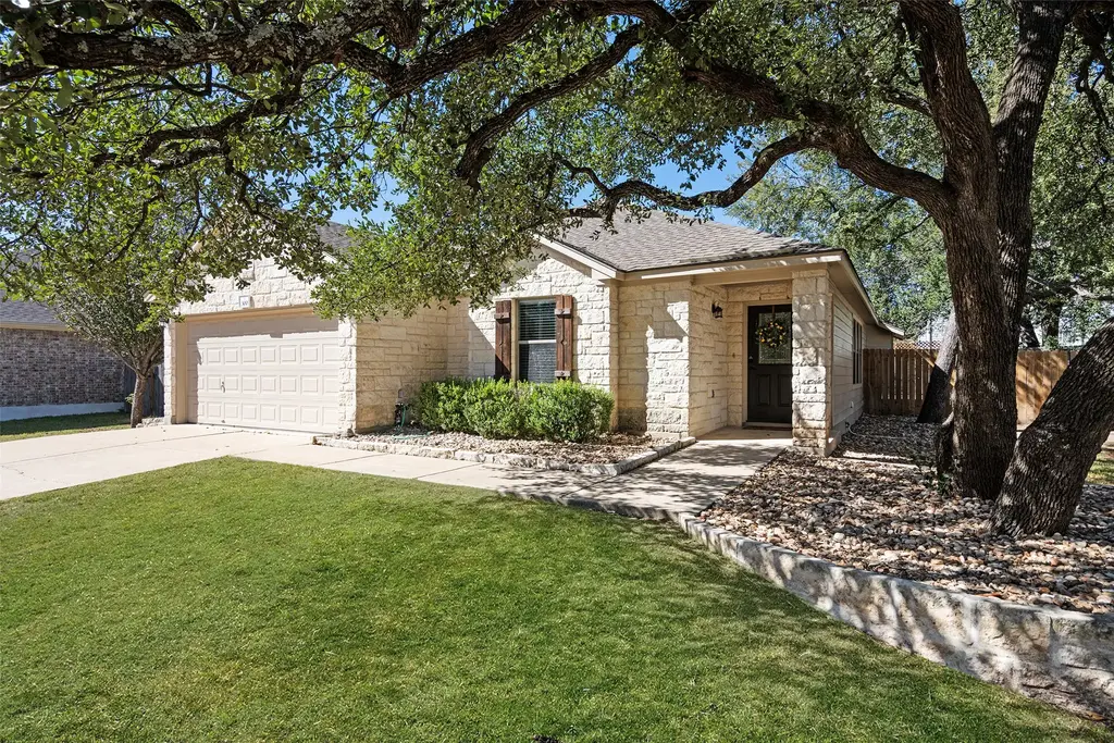300 Leanne Drive, Georgetown