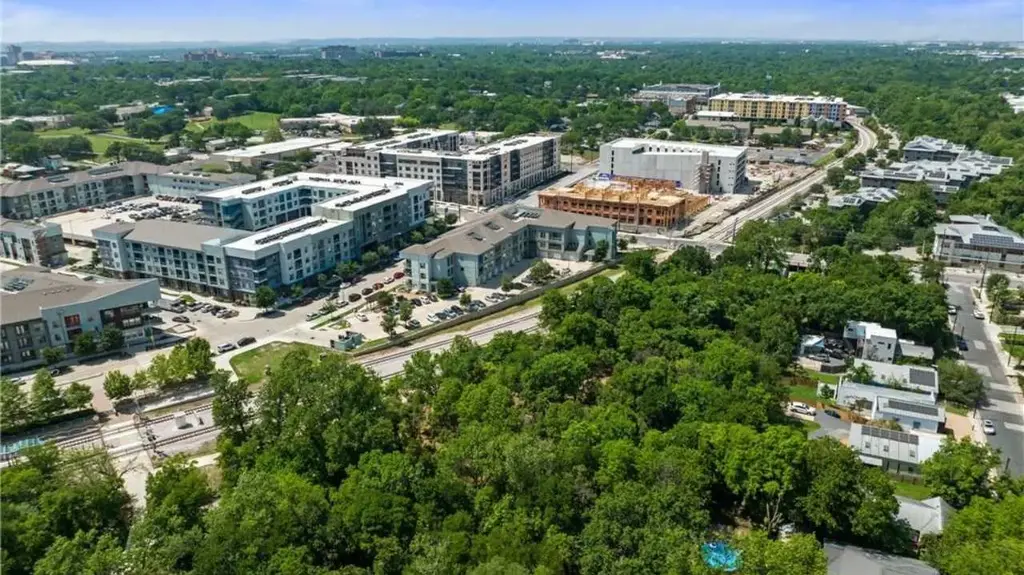2907 E Martin Luther King Jr Boulevard, Austin