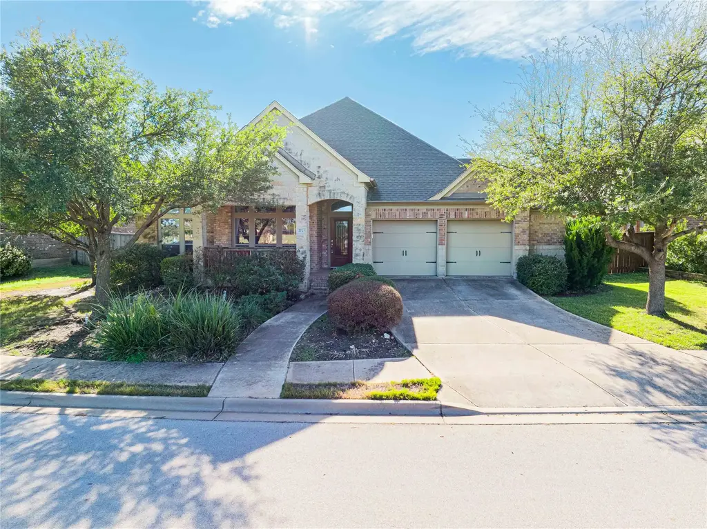 2725 Highland Trail, Leander