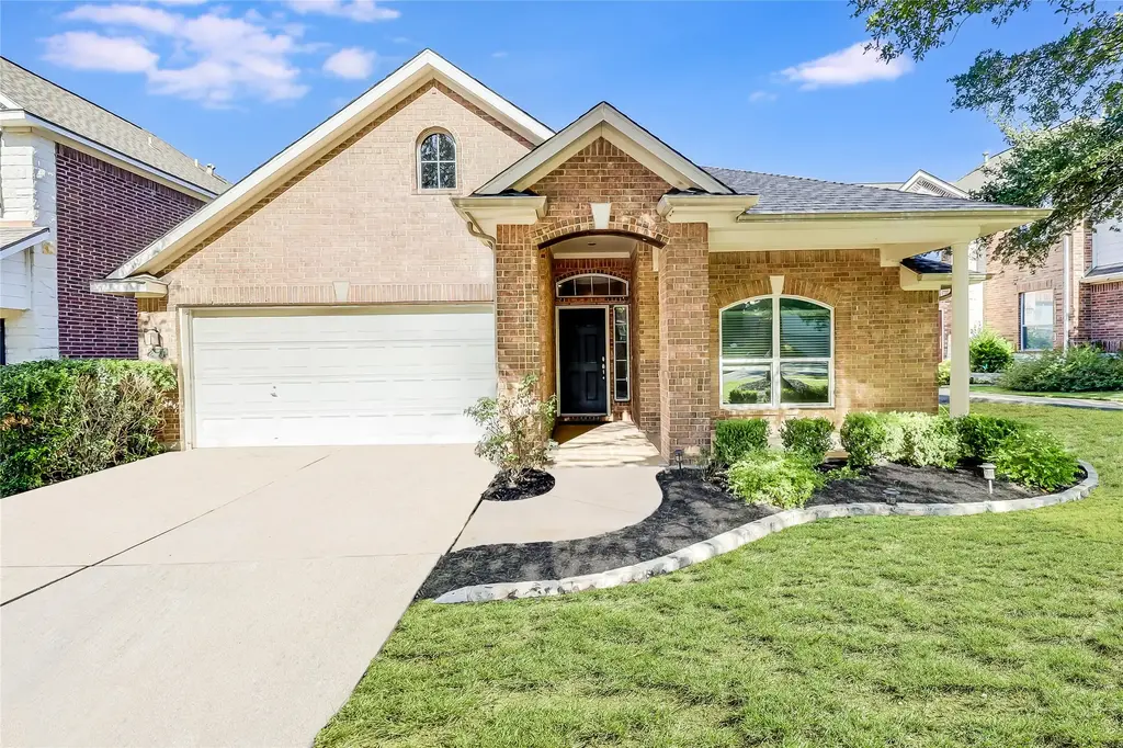 2104 Westfalian Trail, Austin