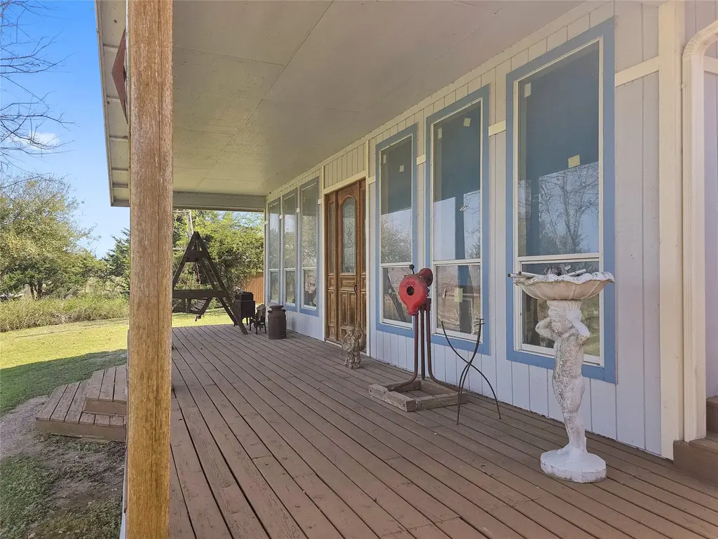 8819 Saddle Circle, Buda
