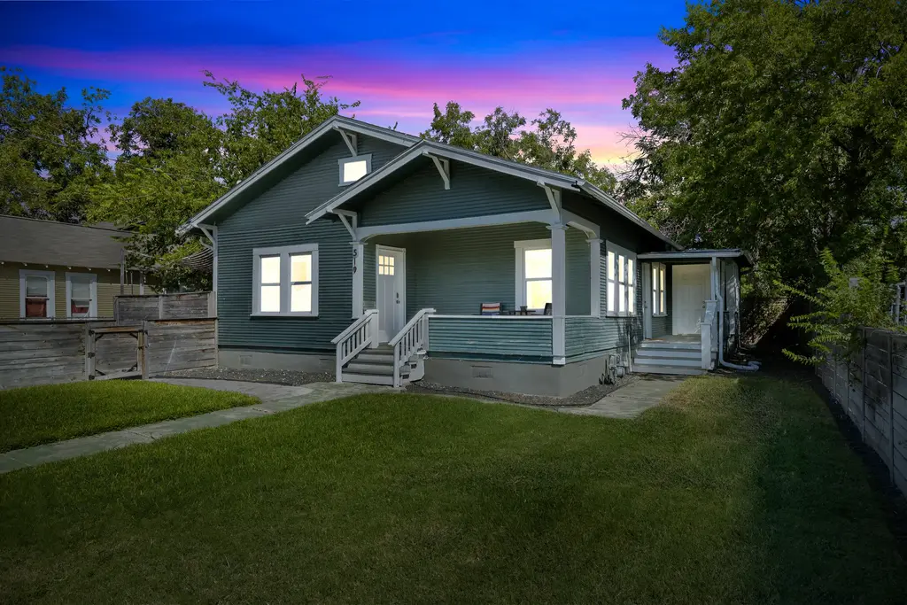519 E Ashby Place, San Antonio