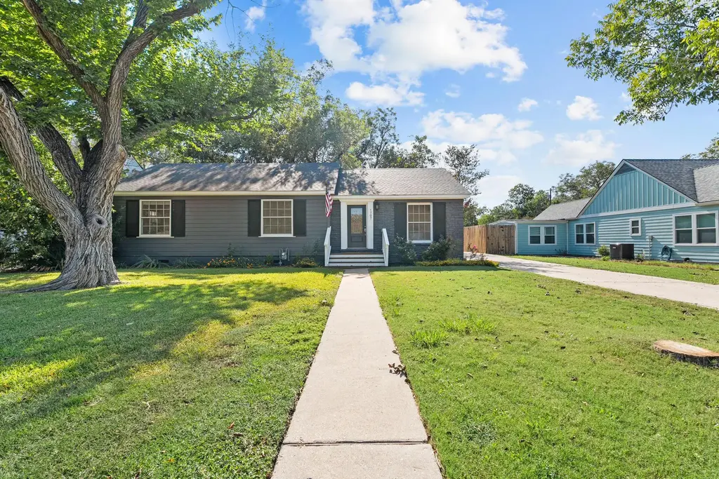 1707 Lexington Street, Taylor
