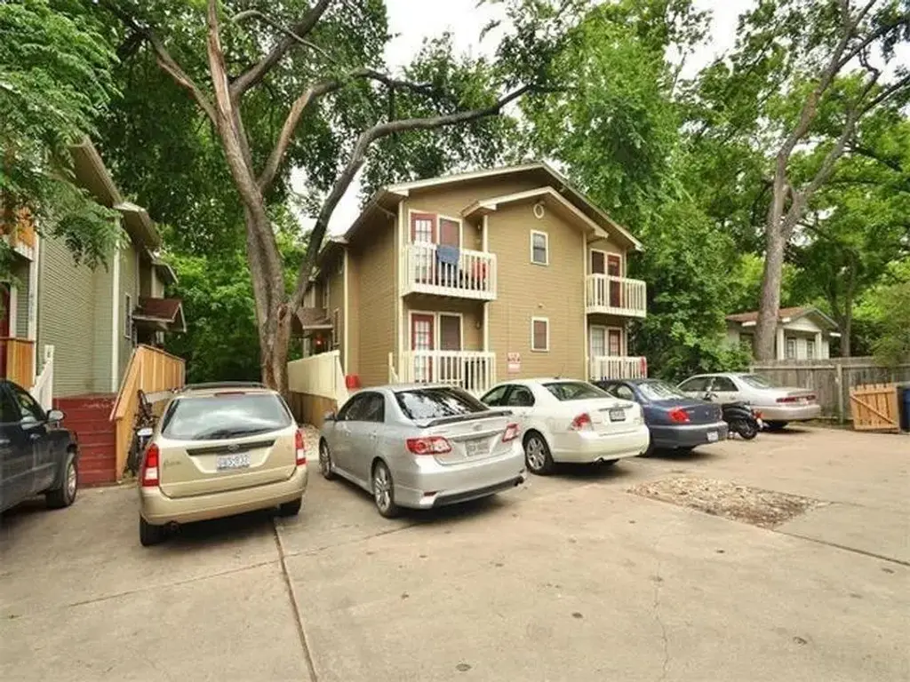 4520 Speedway B B, Austin