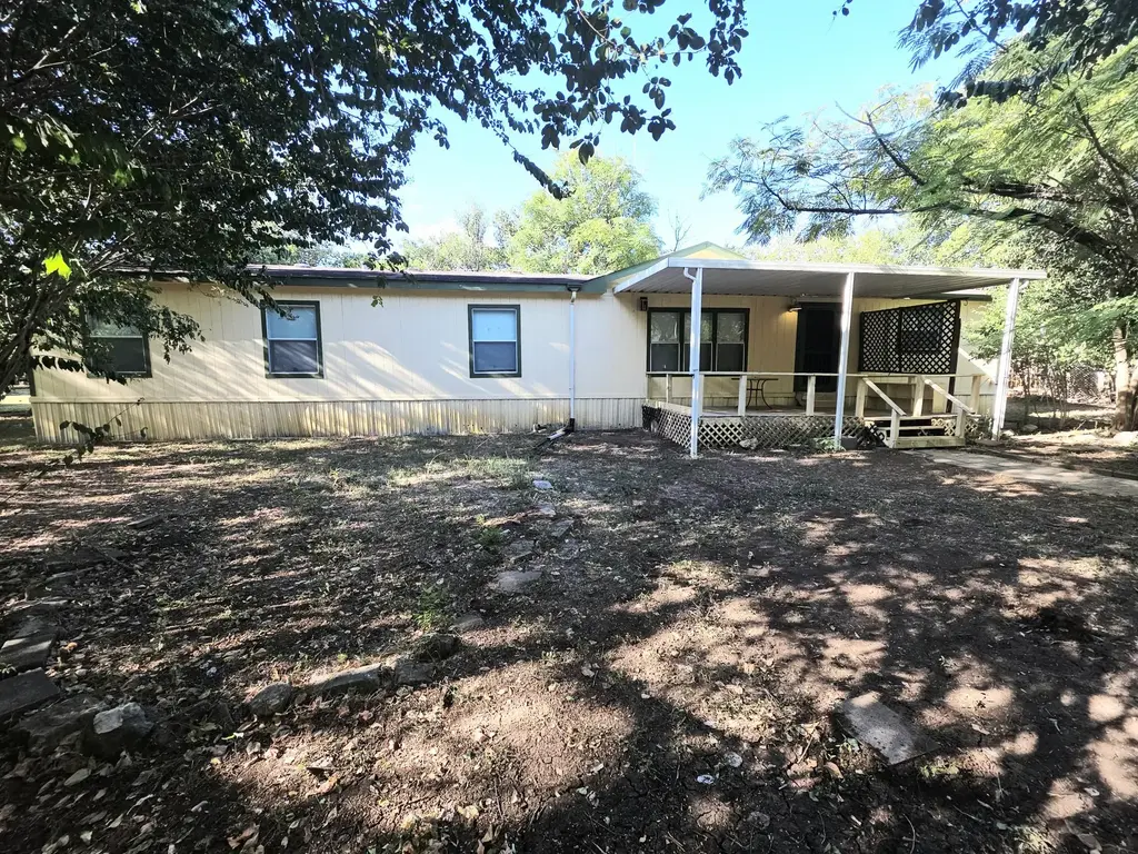 1 Davis Street, Wimberley