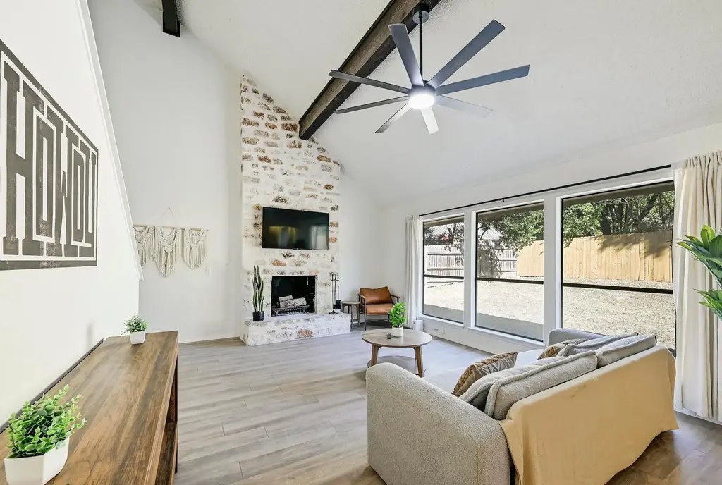 7107 Teaberry Drive, Austin