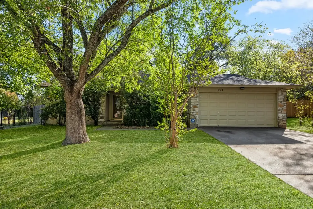 9317 Independence Loop, Austin
