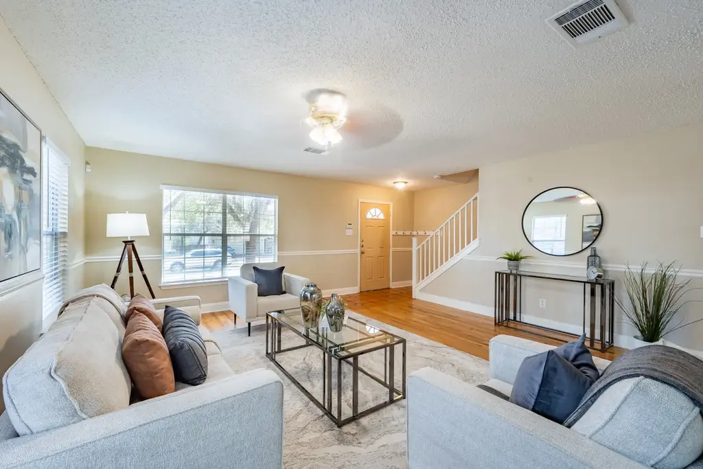 2017 Carriage Club Drive, Cedar Park