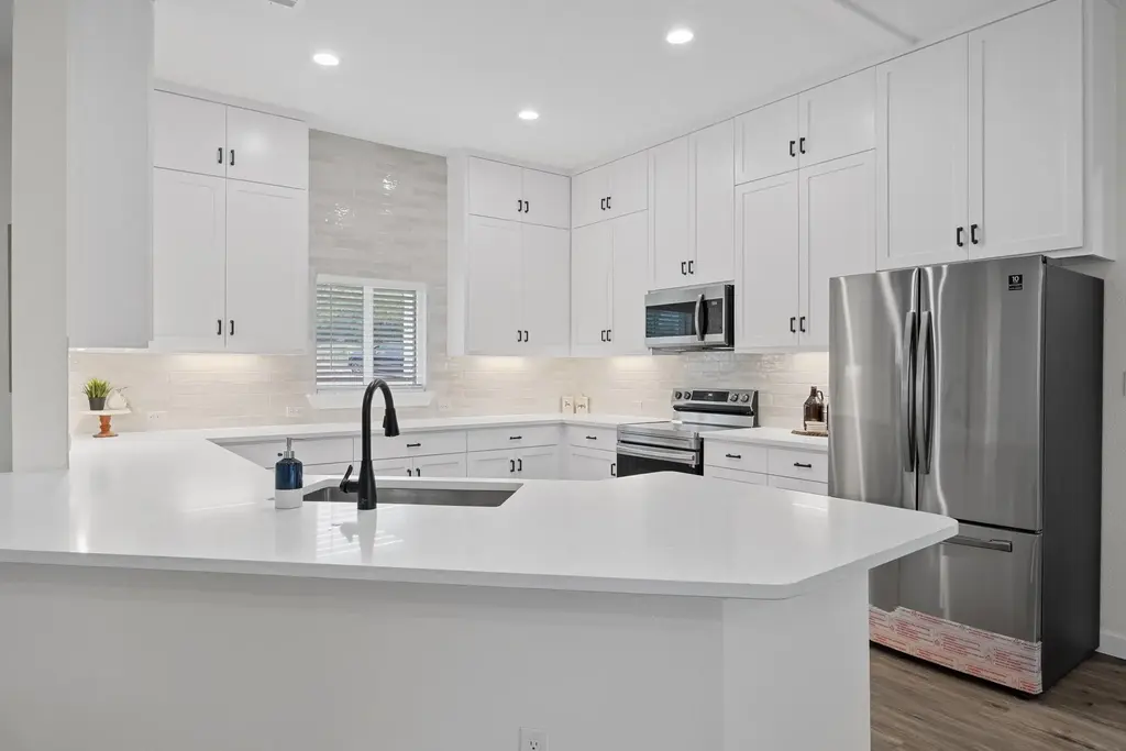 17701 Village Drive, Dripping Springs