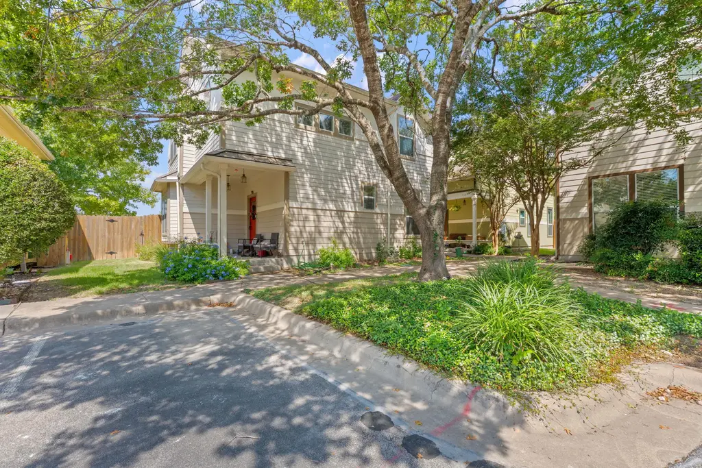 10700 Macmora Road 116, Austin