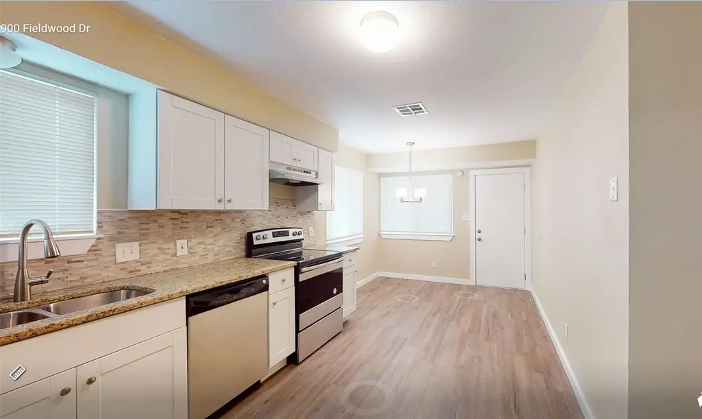 900 Fieldwood Drive, Austin