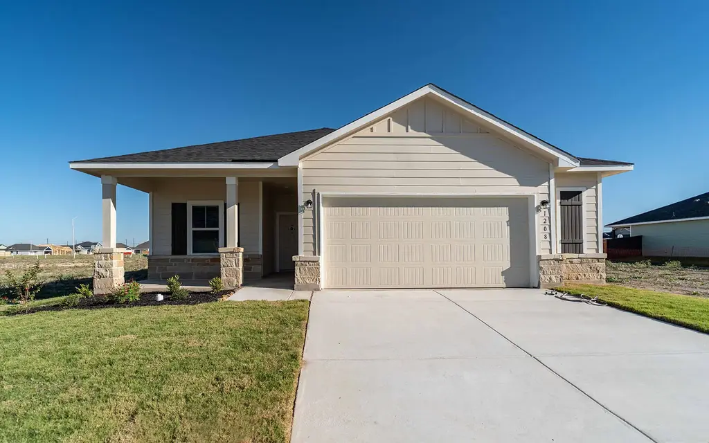 1208 Marvin Grove, Seguin