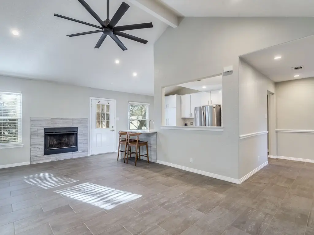 1008 Riviera Drive, Cedar Park