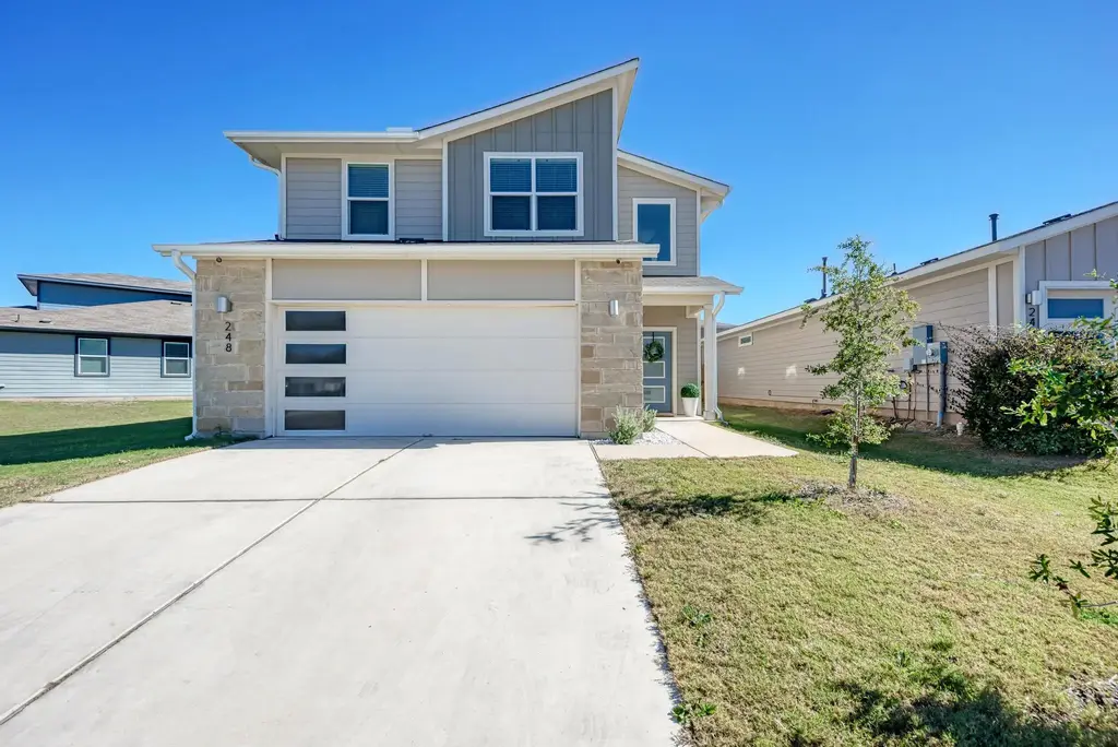 248 Tequiliana Pass, Leander