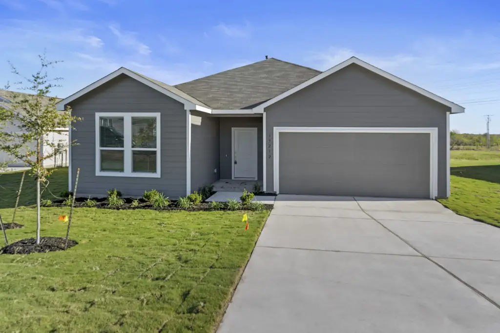 13212 Eastland Drive, Mustang Ridge
