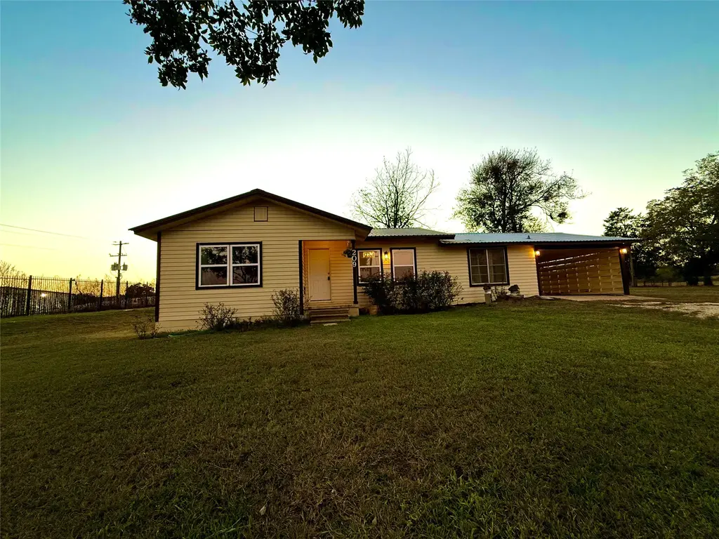 209 County Road 310, Rockdale