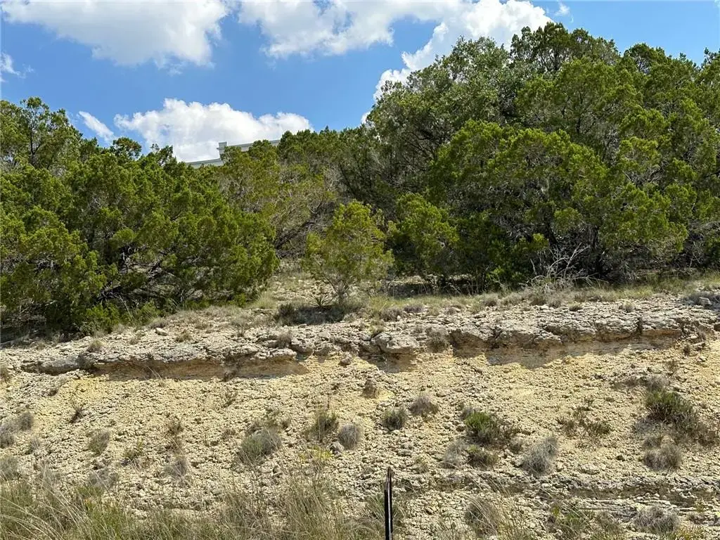8601 Bronco Lane, Lago Vista