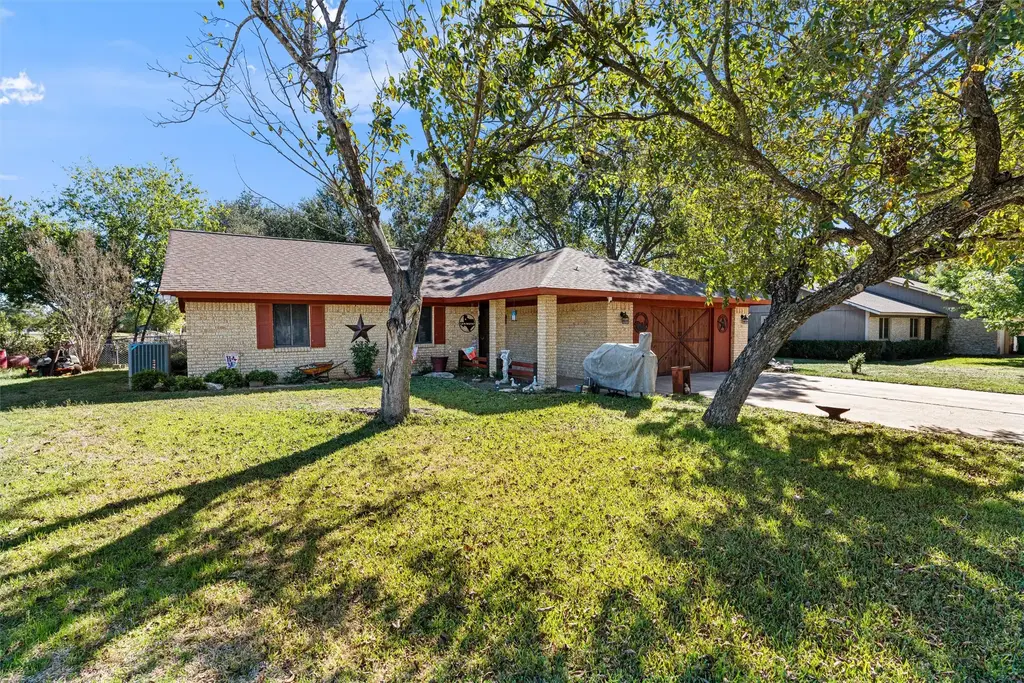 106 Frederick Lane, Thorndale