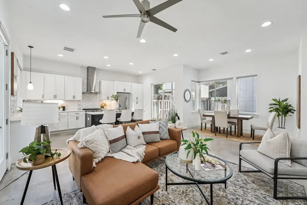 739 Gunter Street 1, Austin