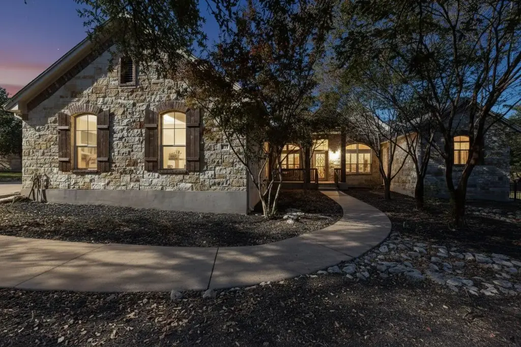 121 Quarry Park Cove, Liberty Hill