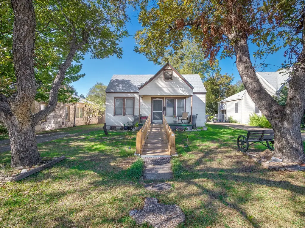 4710 Ramsey Avenue, Austin
