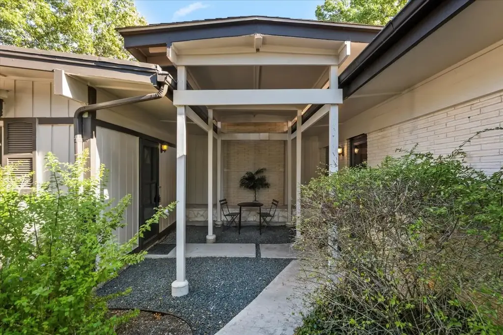 3210 Bruce Drive, Austin
