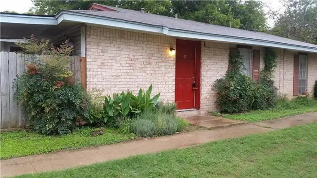 7706 Northcrest Boulevard B, Austin