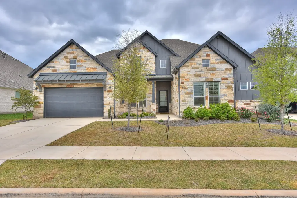 309 Wolf Ridge Road, Georgetown