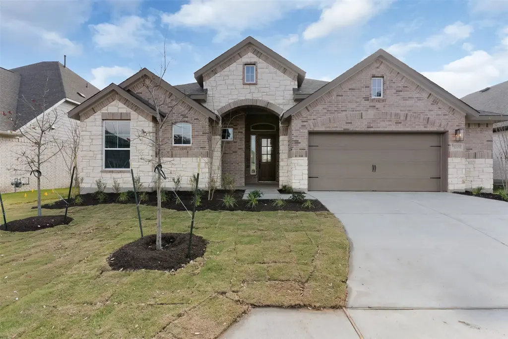 1009 Rollingwood Trail, Georgetown