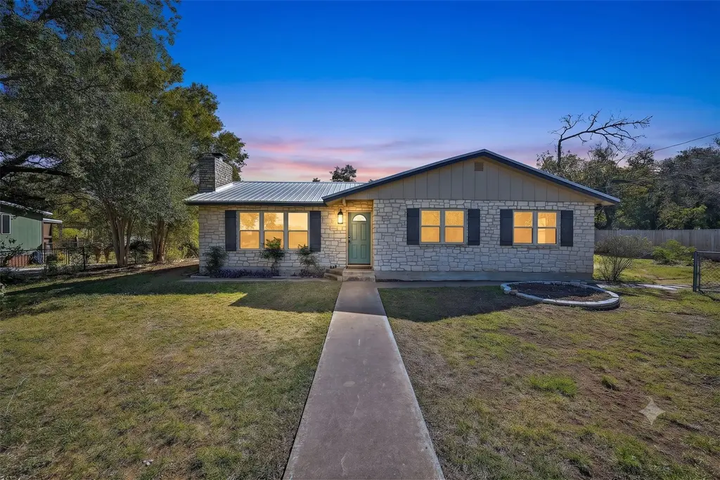 551 N Grange Street, Bertram
