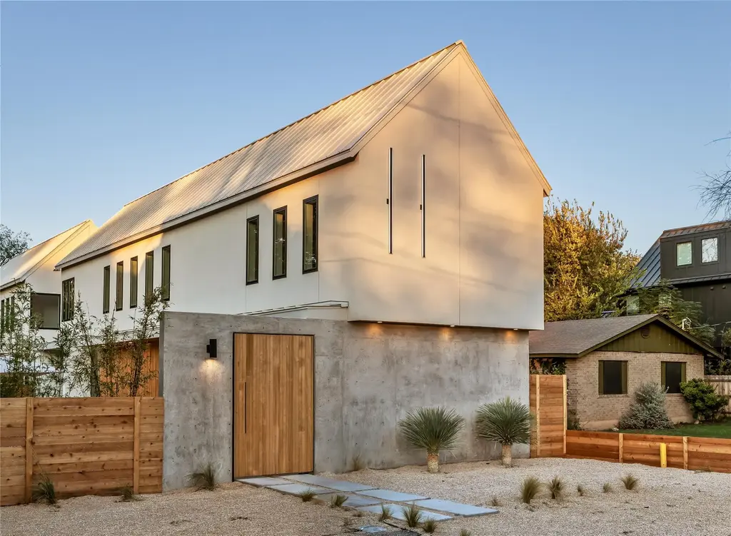 2014 Gathright Cove A, Austin